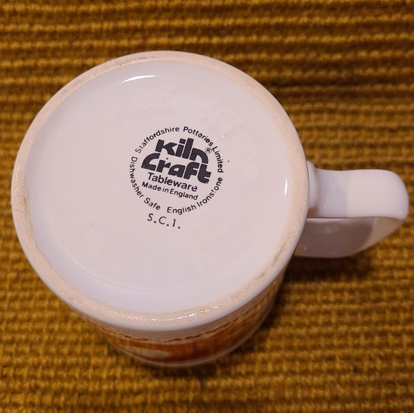 Vintage Kiln Craft NHL Calgary Flames Ceramic Coffee Mug - Picture 5 of 5